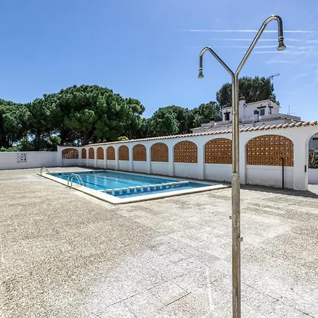 Montgo Piscina 2 *